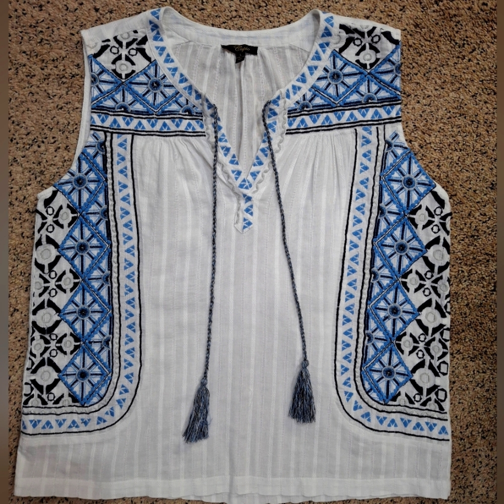 Cupio embroidery tank large